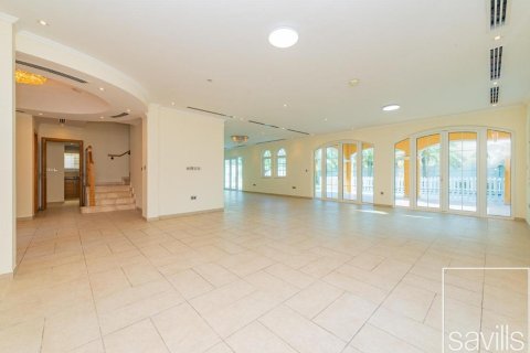 Vila di Jumeirah Park, Dubai, UEA 5 kamar tidur, 757.9 m2 nomor 747934 - foto 4