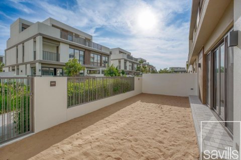 Villa à louer à Tilal Al Ghaf, Dubai, EAU 4 chambres, 220 m2 № 681100 - photo 17