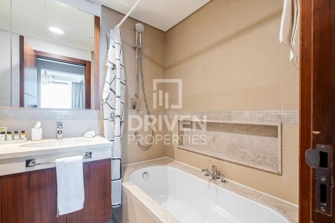 Apartament në Downtown Dubai (Downtown Burj Dubai), Dubai, Emiratet e Bashkuara Arabe 3 dhoma gjumi, 165 m2. № 603611 - Foto 17