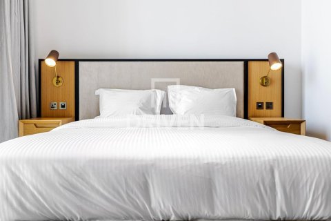 Apartamento para arrendamento em Jumeirah, Dubai, EAU 3 quartos, 267 m2 № 603616 - foto 23