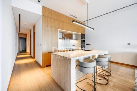 Apartamento para arrendamento em Jumeirah, Dubai, EAU 3 quartos, 267 m2 № 603616 - foto 8