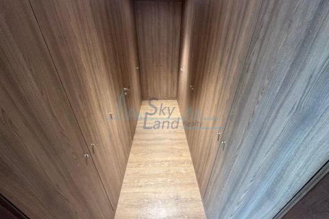 Huvila Umm Suqeim, Dubai, Arabiemiraatit 4 makuuhuonetta, 371.6 m2 № 662074 - kuva 27