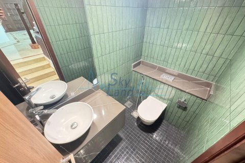 Huvila Umm Suqeim, Dubai, Arabiemiraatit 4 makuuhuonetta, 371.6 m2 № 662074 - kuva 20