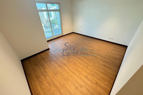 Huvila Umm Suqeim, Dubai, Arabiemiraatit 4 makuuhuonetta, 371.6 m2 № 662074 - kuva 11