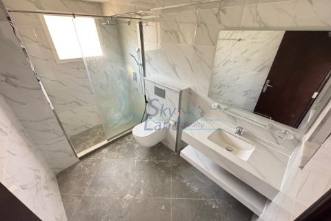 Üürile anda villa asukohaga Jumeirah, Dubai, AÜE: 5 magamistoaga, 418.1 m² Nr 662073 - pilt 19