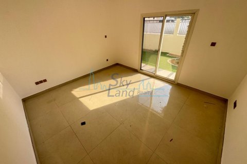 Üürile anda villa asukohaga Jumeirah, Dubai, AÜE: 5 magamistoaga, 418.1 m² Nr 662073 - pilt 10