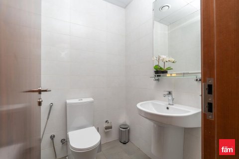 דירה למכירה ב Downtown Dubai (Downtown Burj Dubai), Dubai, איחוד האמירויות  2 חדרי שינה, 123.7 מ"ר, מספר 678270 - תמונה 18