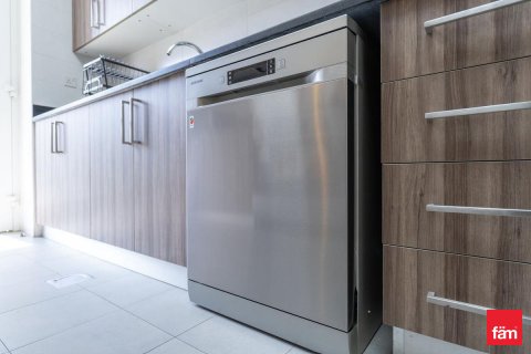דירה למכירה ב Downtown Dubai (Downtown Burj Dubai), Dubai, איחוד האמירויות  2 חדרי שינה, 123.7 מ"ר, מספר 678270 - תמונה 9