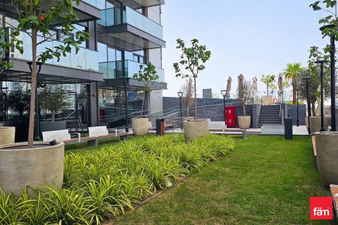 Lägenhet till försäljning i Business Bay, Dubai, UAE 2 sovrum, 117.9 kvm Nr. 678272 - fotografi 21