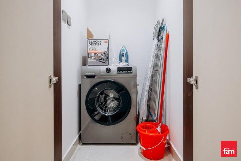 Lägenhet till försäljning i Business Bay, Dubai, UAE 2 sovrum, 117.9 kvm Nr. 678272 - fotografi 13