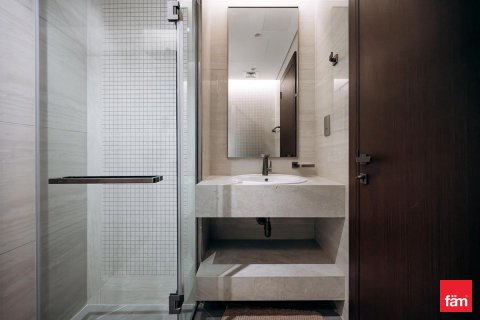 Lägenhet till försäljning i Business Bay, Dubai, UAE 2 sovrum, 117.9 kvm Nr. 678272 - fotografi 16