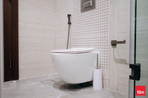 Lägenhet till försäljning i Business Bay, Dubai, UAE 2 sovrum, 117.9 kvm Nr. 678272 - fotografi 14