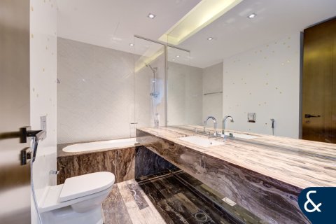 Apartment in Dubai Marina, Dubai, UAE 3 bedrooms, 169 sq.m. № 666970 - photo 14