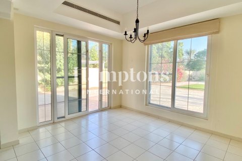 Vilă de închiriat în Arabian Ranches 2, Dubai, EAU 4 dormitoare, 1237.27936691 mp. №701971 - poză 16