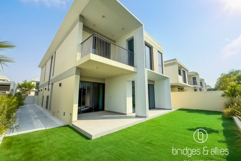 Villa zur Miete in Tilal Al Ghaf, Dubai, VAE 4 Schlafzimmer, 377 m2 Nr. 701960 - Foto 1