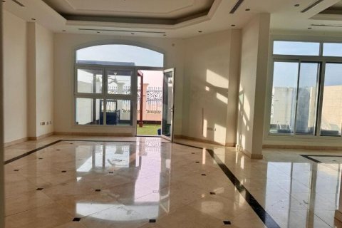 Villa til leie i Umm Suqeim, Dubai, Emiratene 5 soverom, 6511 kvm Nr. 693741 - Foto 10