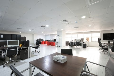 Kancelář v Jumeirah Lake Towers, Dubai, SAE 193.9 m² Č.: 633257 - fotografie 7