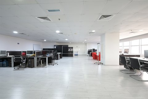 Kancelář v Jumeirah Lake Towers, Dubai, SAE 193.9 m² Č.: 633257 - fotografie 3