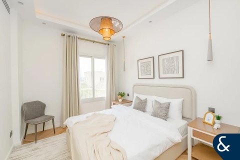 Városi lakóépület itt: The Springs, Dubai, EAE, 3 hálószoba, 228 m², azonosító: 698215 - fénykép 9