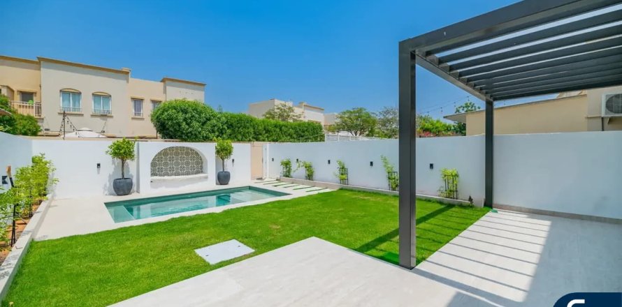 Városi lakóépület itt: The Springs, Dubai, EAE, 3 hálószoba, 228 m², azonosító: 698215