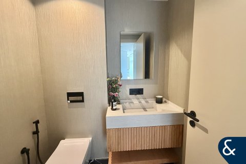 DIFC, Dubai, संयुक्त अरब अमीरात में अपार्टमेंट, 2 बेडरूम, 119 वर्ग मीटर, संख्या 698213 - फ़ोटो 10