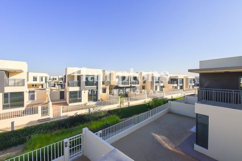 Villa zur Miete in Dubai Hills Estate, Dubai, VAE 5 Schlafzimmer, 352.10237000 m2 Nr. 704199 - Foto 7