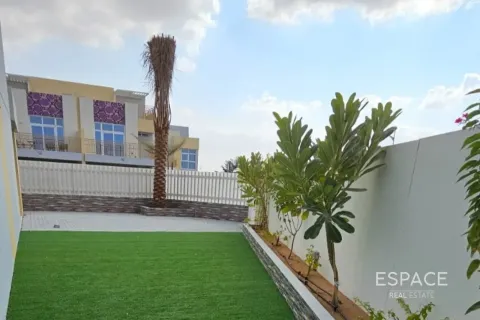 DAMAC Hills (Akoya by DAMAC), Dubai, UAE의 임대용 타운하우스 침실 3개, 202제곱미터 번호 738337 - 사진 7