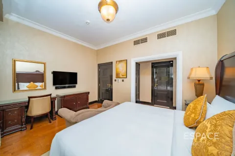 Villa in affitto a Palm Jumeirah, Dubai, EAU 5 camere da letto, 413 mq. № 738339 - foto 12