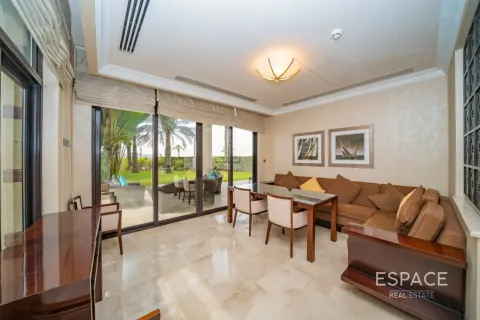 Villa in affitto a Palm Jumeirah, Dubai, EAU 5 camere da letto, 413 mq. № 738339 - foto 6