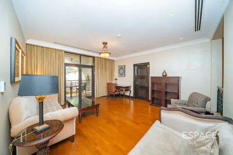 Villa in affitto a Palm Jumeirah, Dubai, EAU 5 camere da letto, 413 mq. № 738339 - foto 11