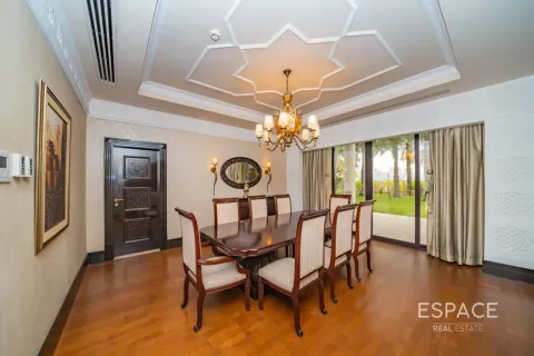 Villa in affitto a Palm Jumeirah, Dubai, EAU 5 camere da letto, 413 mq. № 738339 - foto 2