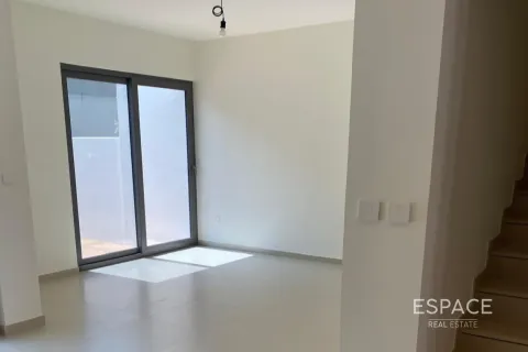 וילה להשכרה ב Tilal Al Ghaf, Dubai, איחוד האמירויות  3 חדרי שינה, 200 מ"ר, מספר 650273 - תמונה 1