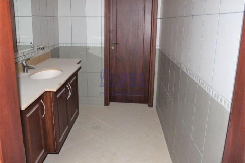 Зняти в оренду віллу в Al Hamra Village, Рас-эль-Хайма, ОАЕ 5 спалень, 1300.6м2, № 650485 - фото 9