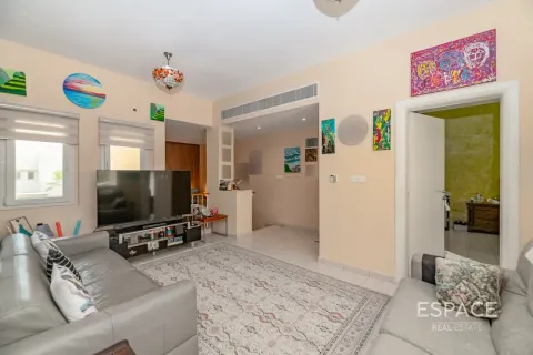 Βίλα σε Meadows, Dubai, ΗΑΕ 4 υπνοδωμάτια, 563 τ.μ. Αρ. 650275 - φωτογραφία 9