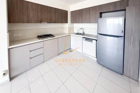 Huoneisto Dubai Hills Estate, Dubai, Arabiemiraatit 2 makuuhuonetta, 92 m2 № 697081 - kuva 3