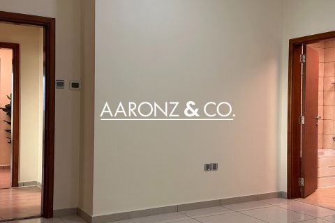 Apartamento en venta en Dubai Marina, Dubai, EAU 2 dormitorios, 113 m2 № 697082 - foto 3