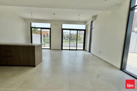 Villa in Dubai, VAE: 3 Schlafzimmer, 168.4 m2 Nr. 697048