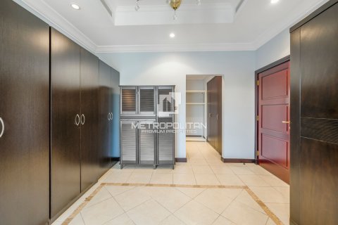 Palm Jumeirah, Dubai, संयुक्त अरब अमीरात में विला, 4 बेडरूम, 470 वर्ग मीटर, संख्या 663768 - फ़ोटो 20