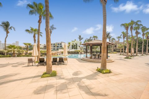 Palm Jumeirah, Dubai, संयुक्त अरब अमीरात में विला, 4 बेडरूम, 470 वर्ग मीटर, संख्या 663768 - फ़ोटो 2