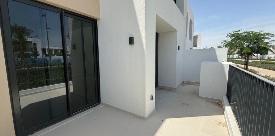 Townhouse i Arabian Ranches 3, Dubai, UAE 3 soveværelser, 135 kvm № 701898