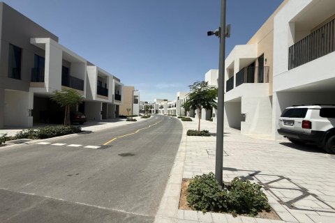 Kuća u nizu u Arabian Ranches 3, Dubai, UAE 3 spavaćih soba, 135 m2 Br. 701898 - fotografija 22
