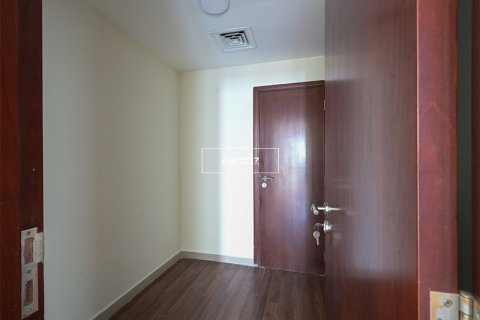 Apartment in Jumeirah Lake Towers, Dubai, UAE 2 bedrooms, 123.3 sq.m. № 624315 - photo 13