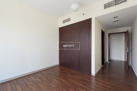 Apartment in Jumeirah Lake Towers, Dubai, UAE 2 bedrooms, 123.3 sq.m. № 624315 - photo 8