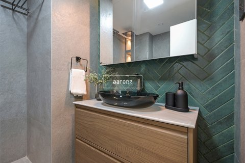Apartment in Discovery Gardens, Dubai, UAE 1 bedroom, 88 sq.m. № 624215 - photo 12