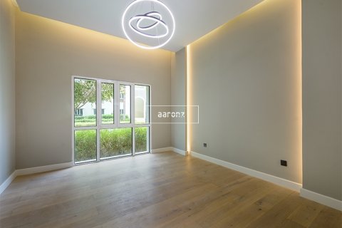 Apartment in Discovery Gardens, Dubai, UAE 1 bedroom, 88 sq.m. № 624215 - photo 4