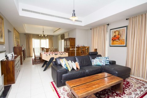 Vilë në Arabian Ranches, Dubai, Emiratet e Bashkuara Arabe 5 dhoma gjumi, 640 m2. № 624216 - Foto 2
