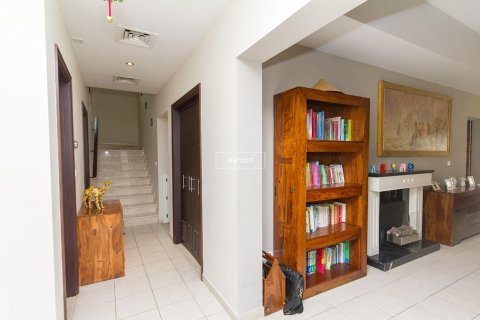Vilë në Arabian Ranches, Dubai, Emiratet e Bashkuara Arabe 5 dhoma gjumi, 640 m2. № 624216 - Foto 4