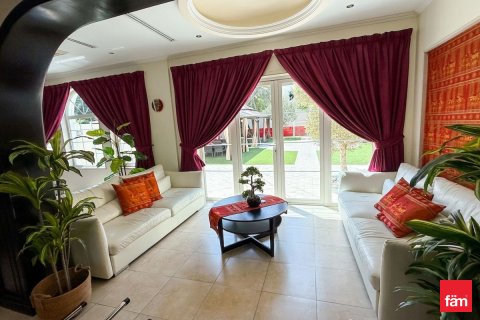 Vila v Jumeirah Park, Dubai, SAE 3 spálne, 677.7 m2 č. 718491 - Fotografia 6
