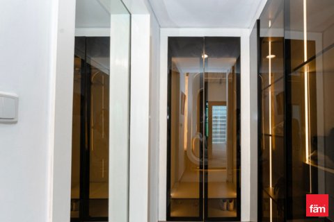 דירה להשכרה ב Business Bay, Dubai, איחוד האמירויות  1 חדר שינה, 195.7 מ"ר, מספר 718494 - תמונה 17