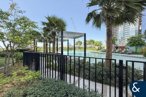 Apartment in AYKON CITY in Sheikh Zayed Road, Dubai, UAE 2 bedrooms, 75 sq.m. № 698558 - photo 13